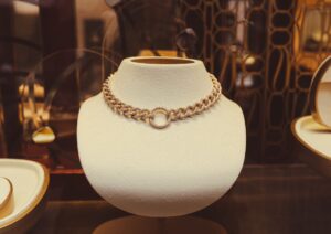 jewellery retailers growth