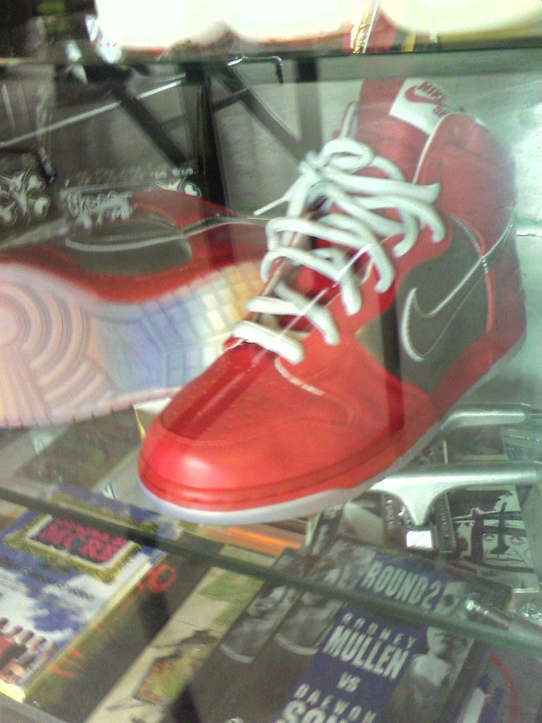 Nike stock fall
