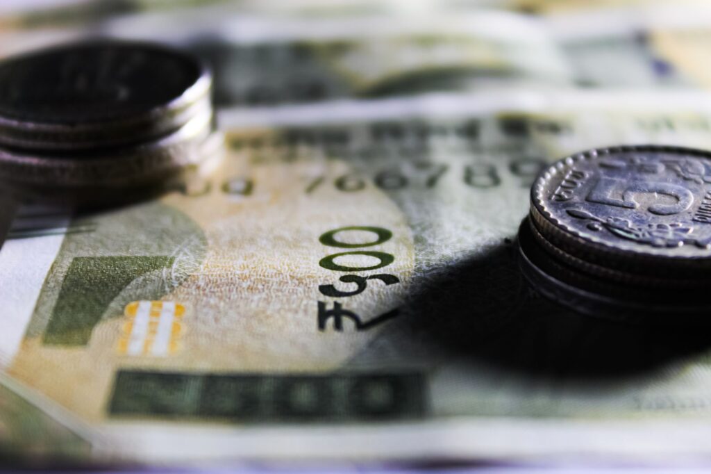Rupee gains news